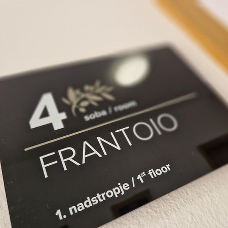 Appartamento House Olive Garden Strunjan Esterno foto
