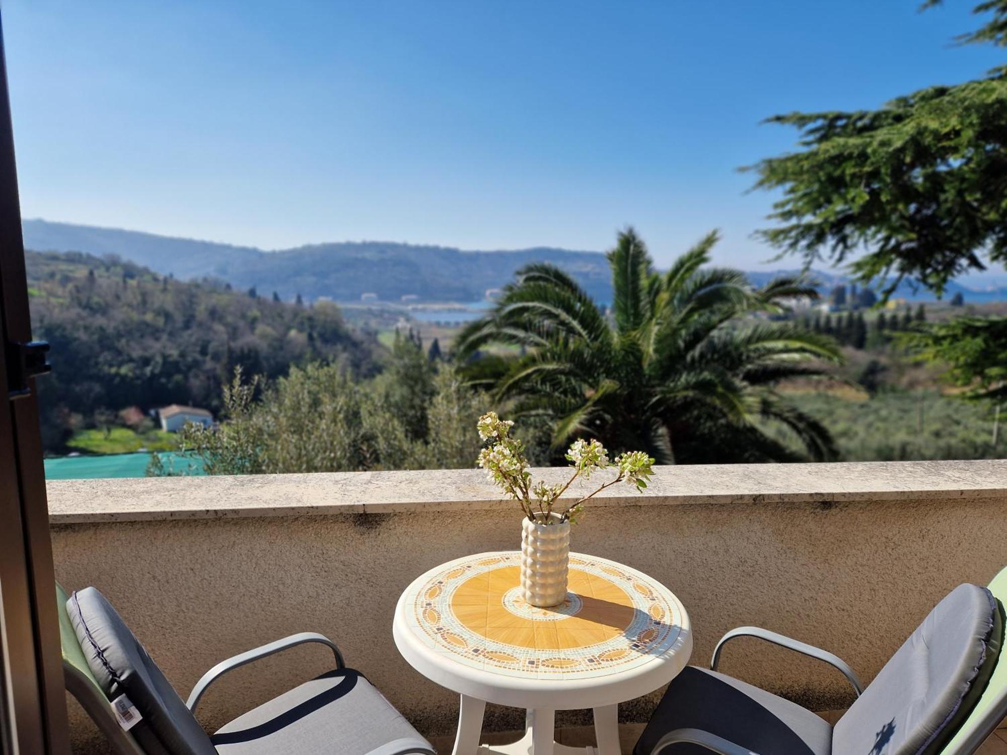 Appartamento House Olive Garden Strunjan Esterno foto