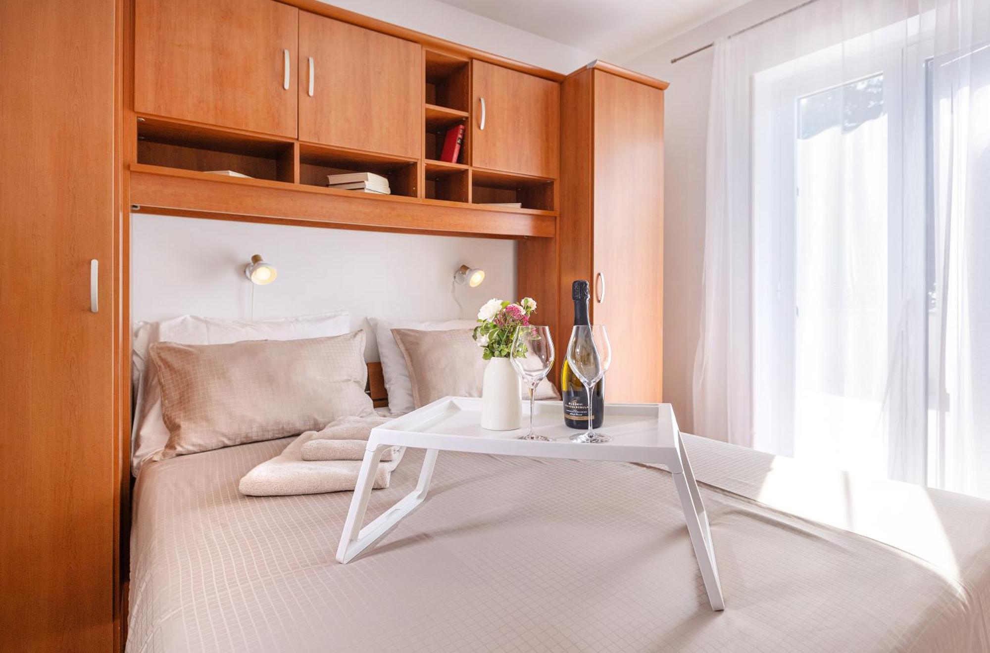 Appartamento House Olive Garden Strunjan Esterno foto